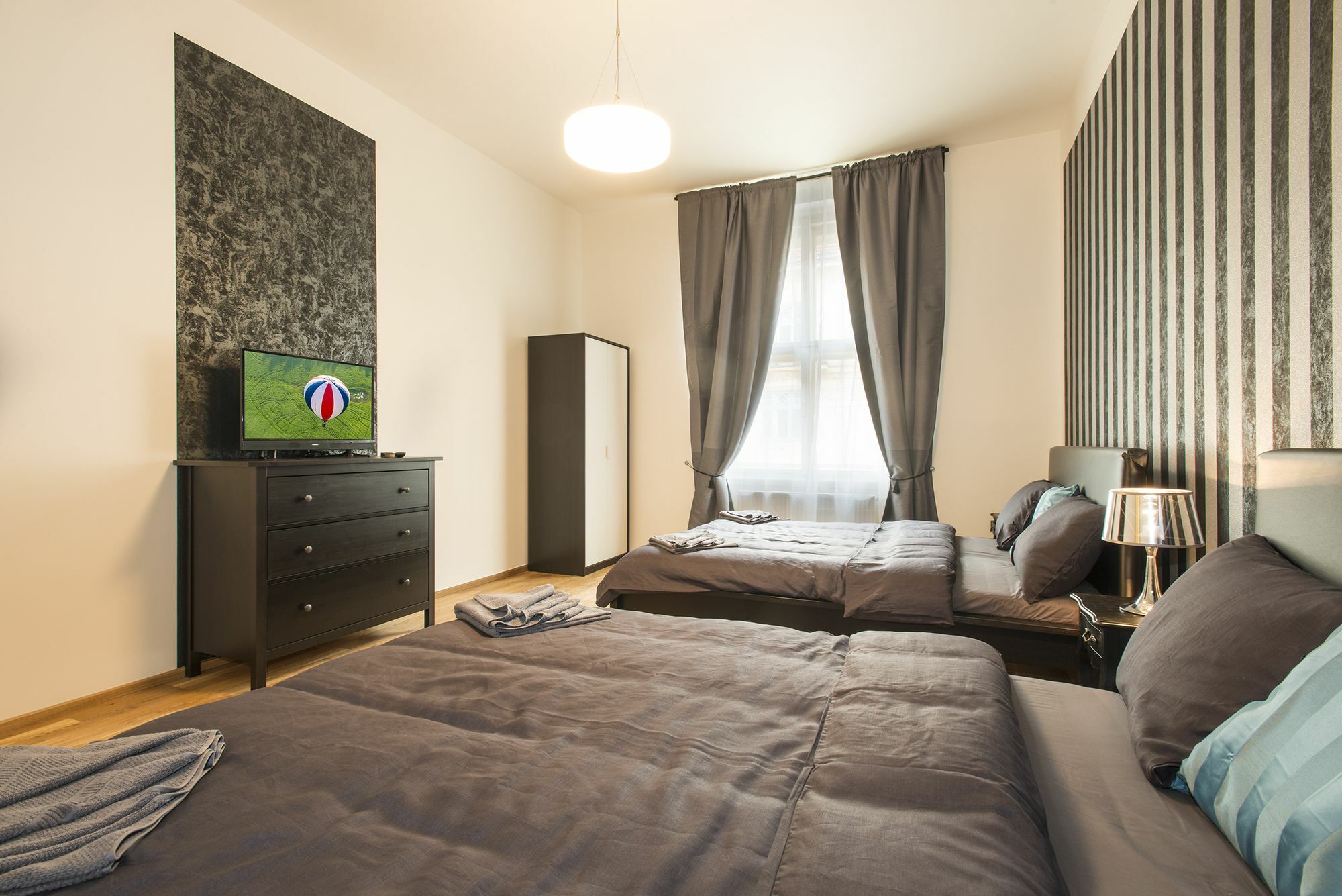 Riverside Spirit Praga Exterior foto