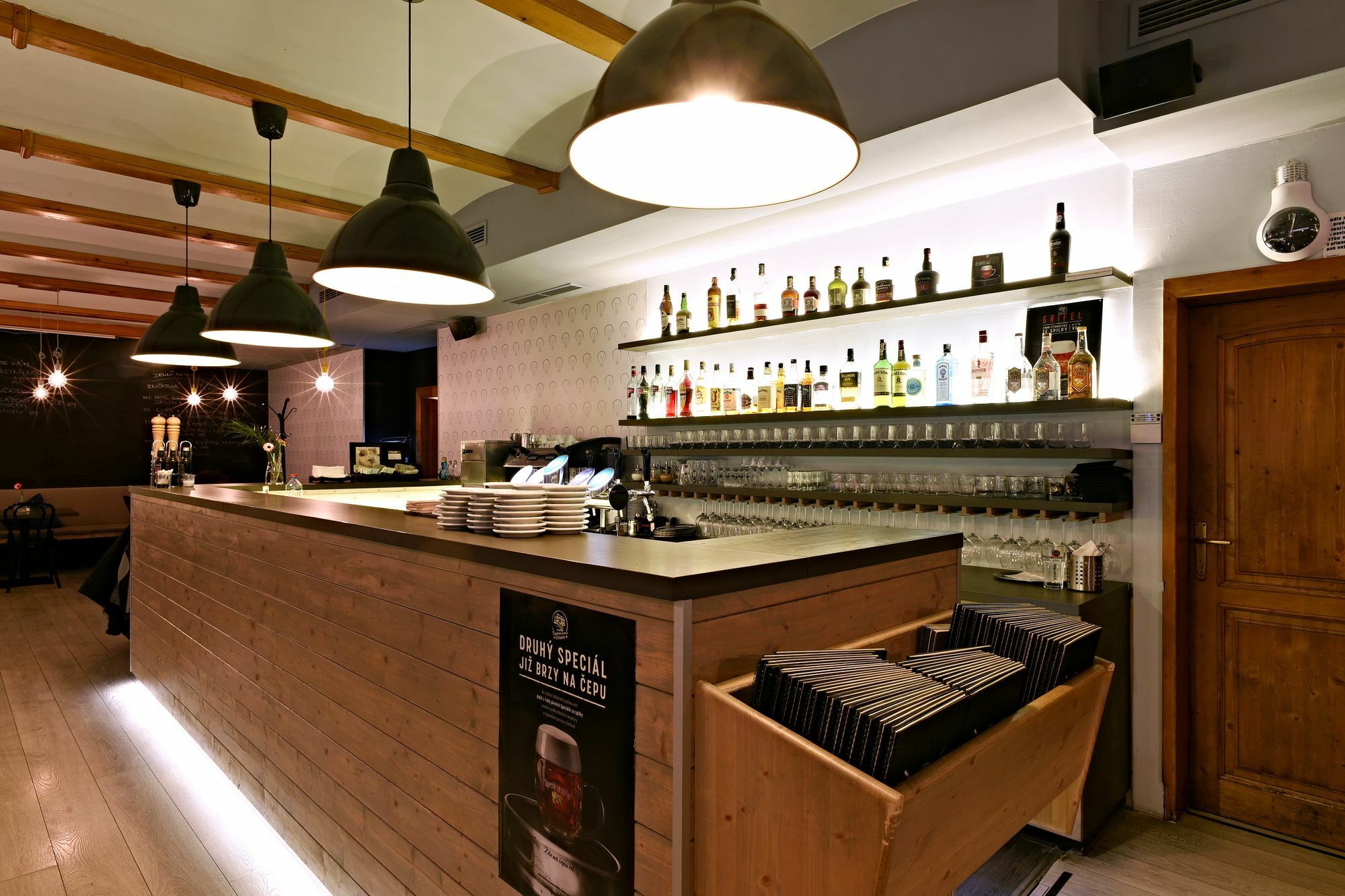 Riverside Spirit Praga Exterior foto